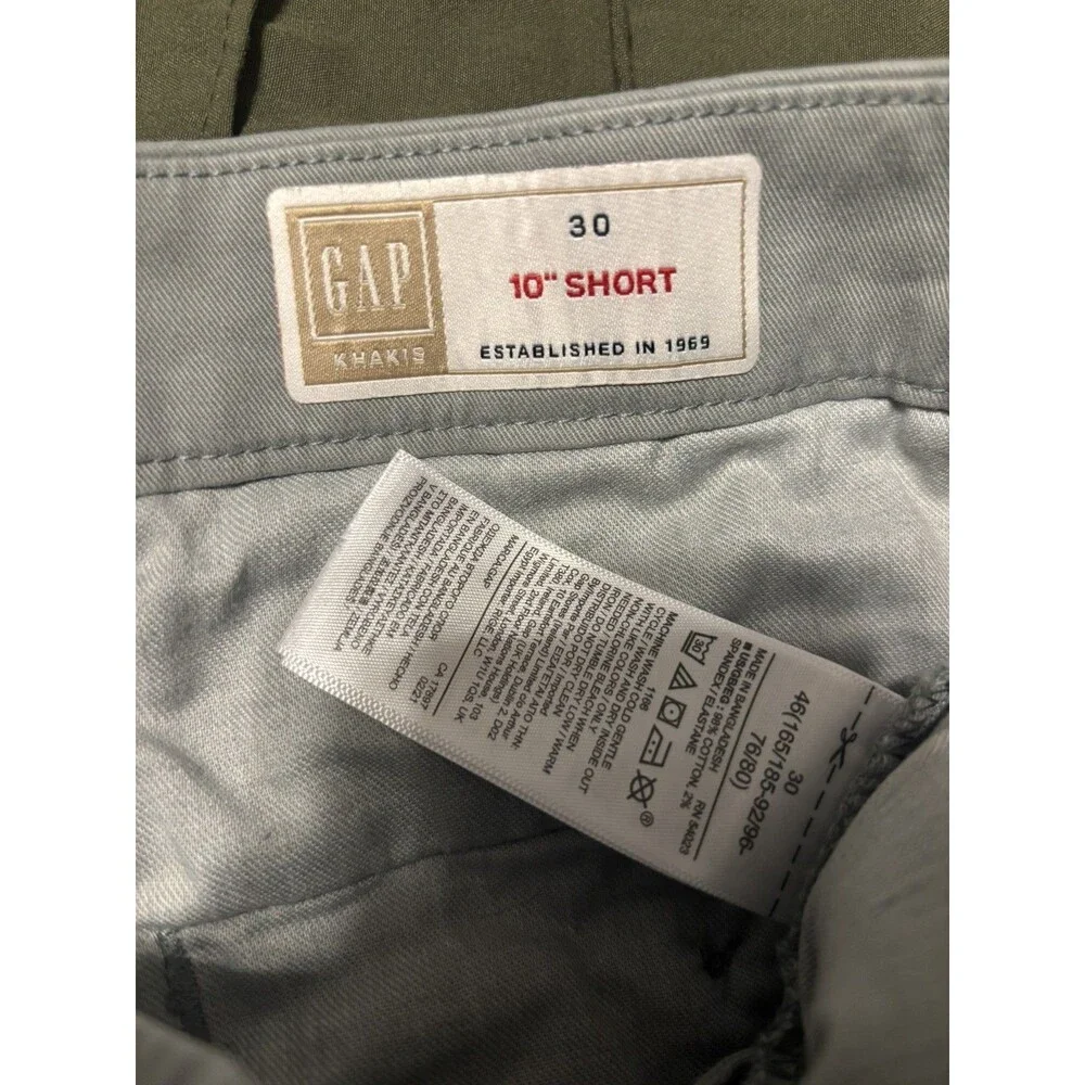 Gap Shorts Men’s Size 30 10” Short Khakis Chino Gray Travel